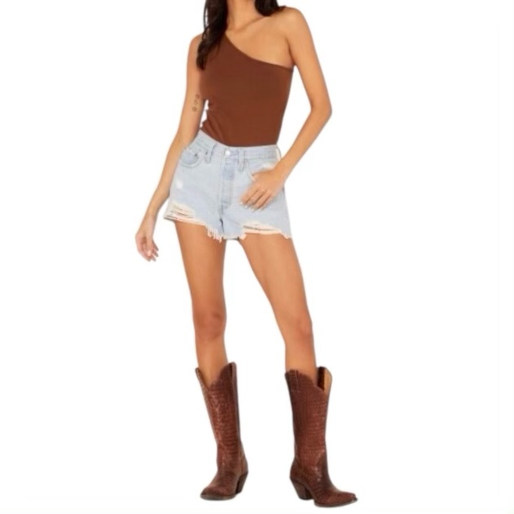 Levi’s 501 W30 (US 10/11) Denim Women’s Jeans Shorts Distressed 56327-0250